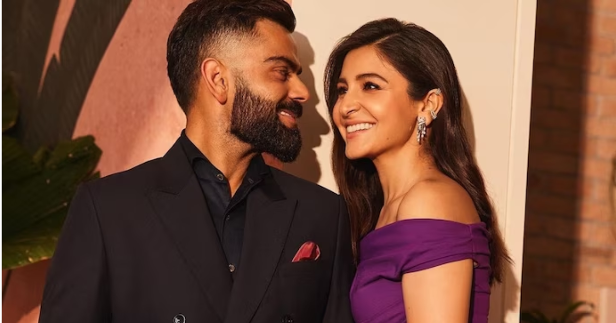 Anushka Sharma, Virat Kohli Pose In A Bengaluru Restaurant, Photo Goes Viral