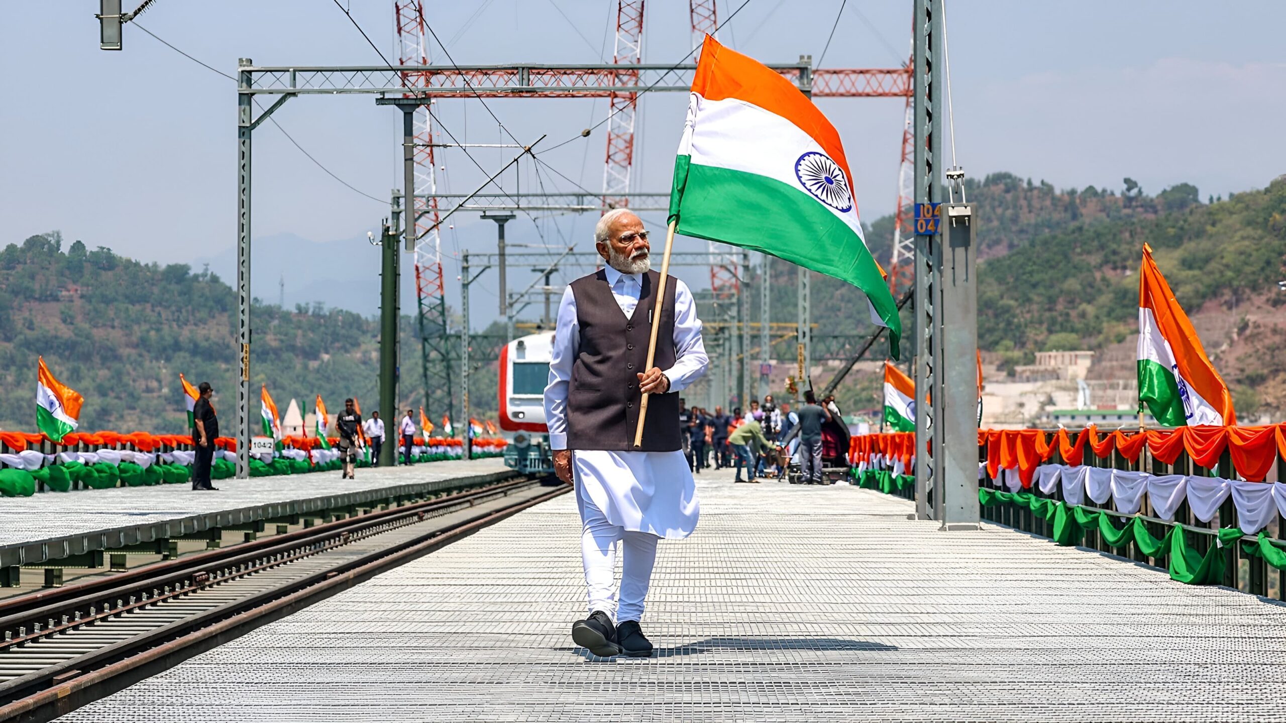 11 Years of Modi Government’s Progress Highlighted Throughout Indian Cities & Metros via Outdoor Marketing