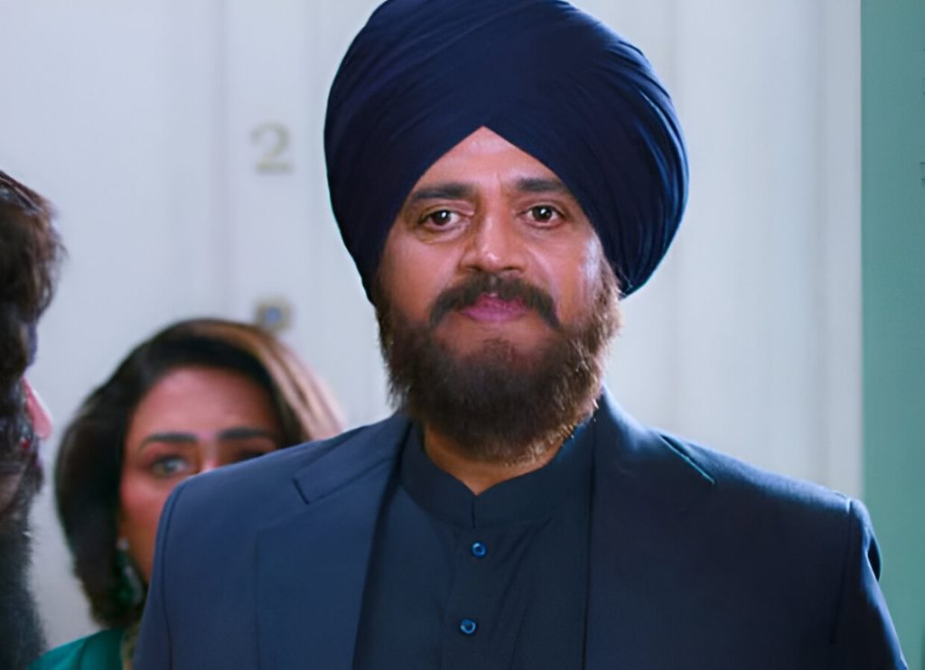 Ravi Kishan’s sweet gesture for his wife has made the Internet praise the actor!