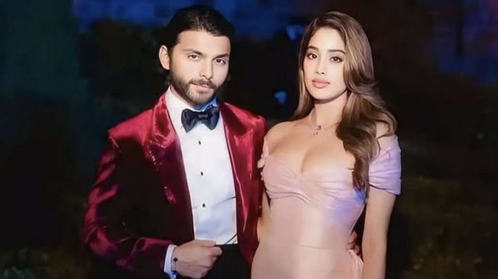 Janhvi Kapoor Stuns Again: The actress turned showstopper at India Couture Week 2025