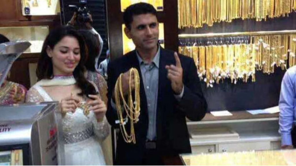 Tamannaah Bhatia Breaks Silence on Old Virat Kohli Dating Rumors