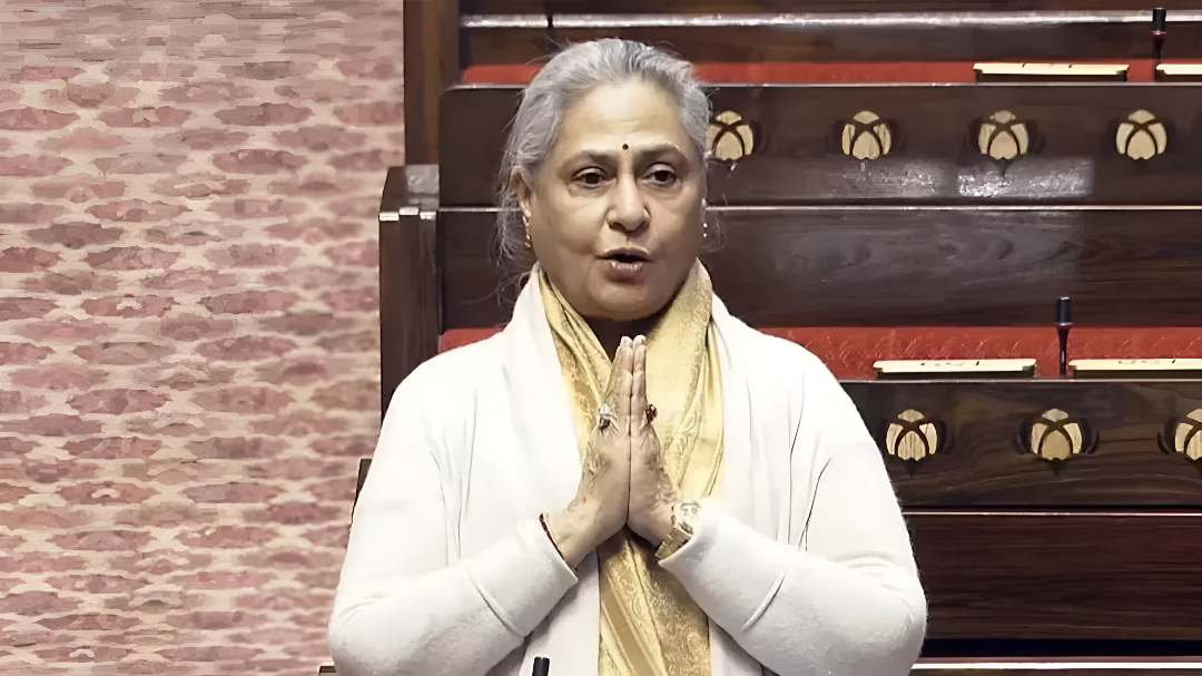 Jaya Bachchan’s Selfie Incident Sparks Debate on Celebrity Boundaries