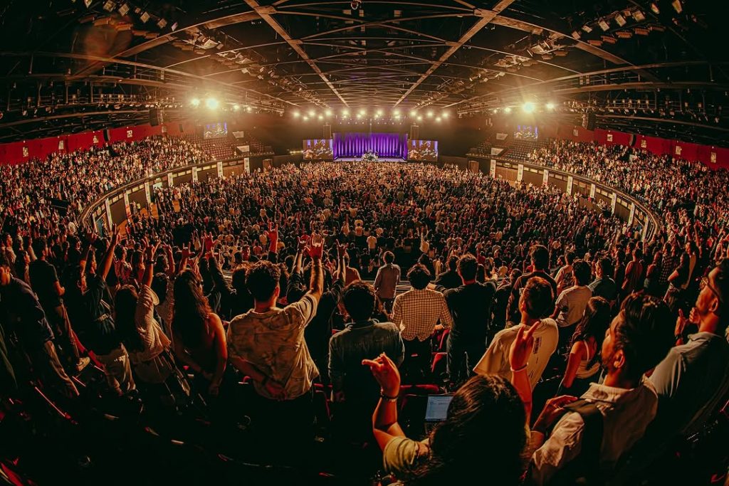 Samay Raina’s Mumbai Comeback: 25,000 Fans Prove Loyalty