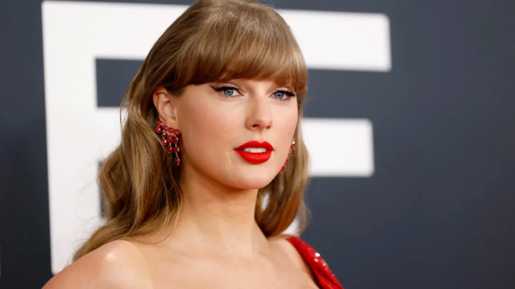 Taylor Swift’s ‘Showgirl’ Breaks All-Time Sales Record