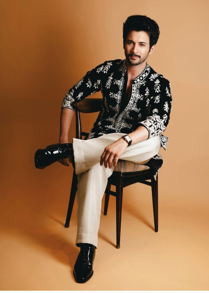 Black Is the New Gold: B-Town’s Festive Style Trend