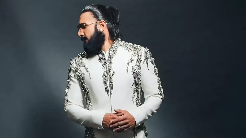 Diwali 2025 Fashion: Recreate Ranveer Singh’s Royal Ethnic Style