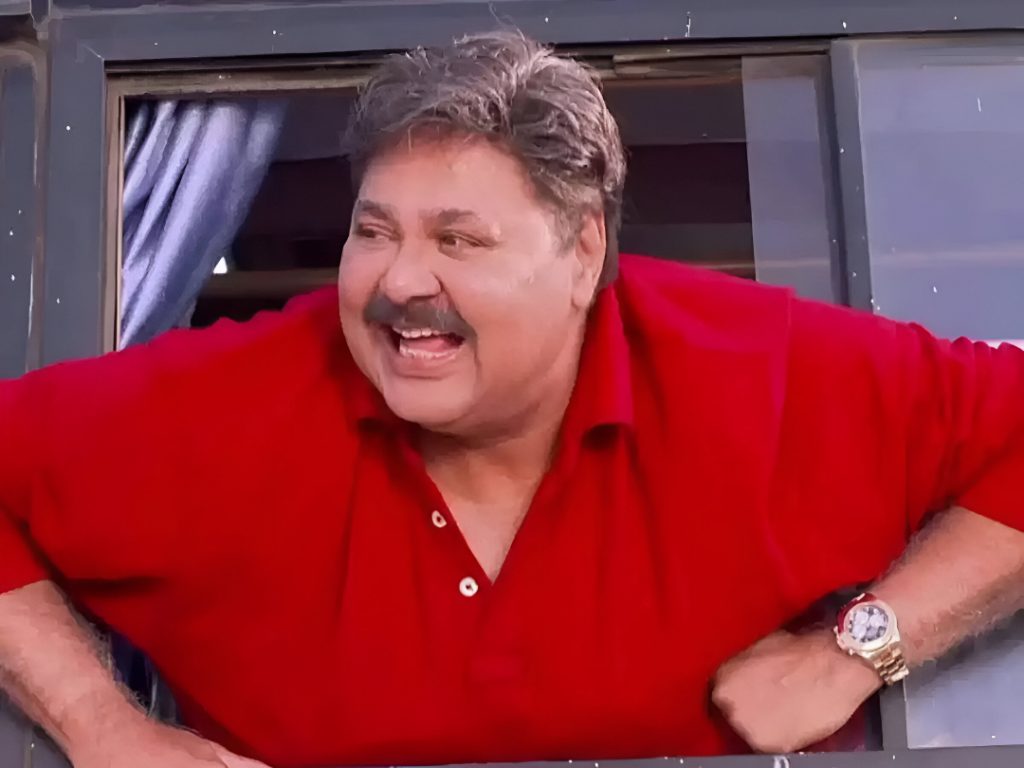 Bollywood Stars Pay Tribute to Satish Shah, 74