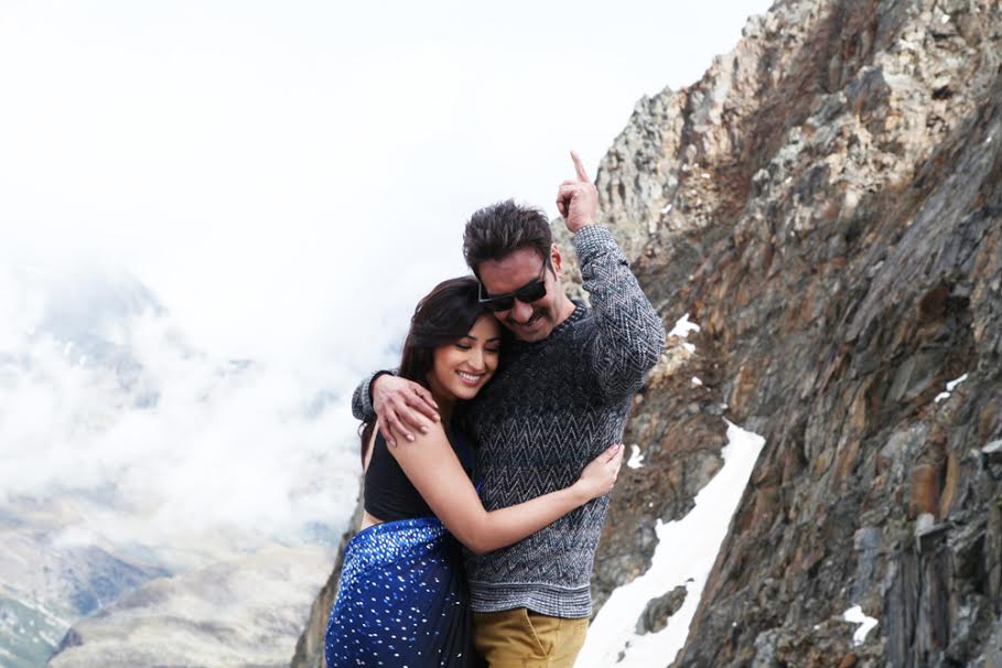 Ajay Devgn’s Viral Hook Steps: From Po Po to Jhoom Sharaabi