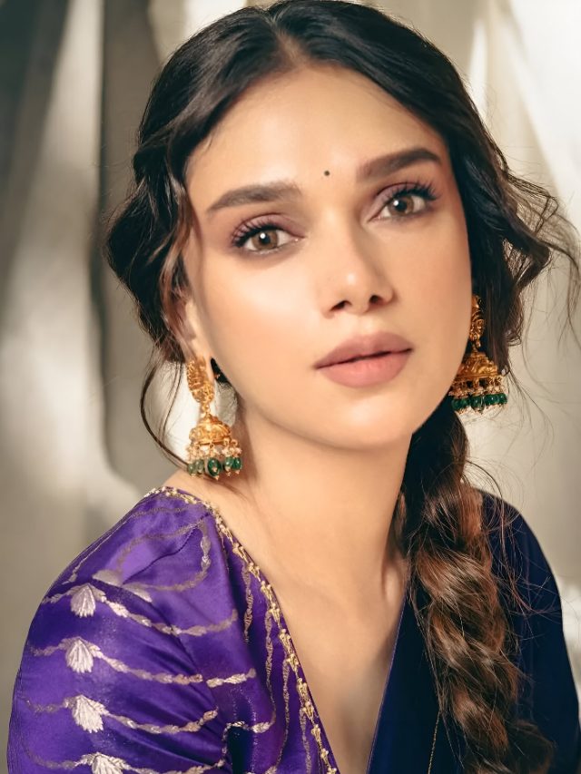 Aditi Rao Hydari’s Saree Magic: Timeless Grace Meets Modern Glam