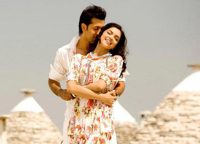 Bollywood’s Most Iconic On-Screen Duos: From SRK–Kajol to Ajay–Rakul