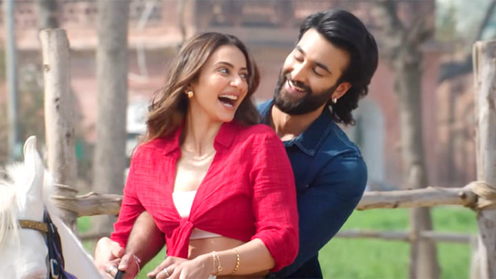 De De Pyaar De 2 Review: A Feel-Good Rom-Com That Wins Hearts