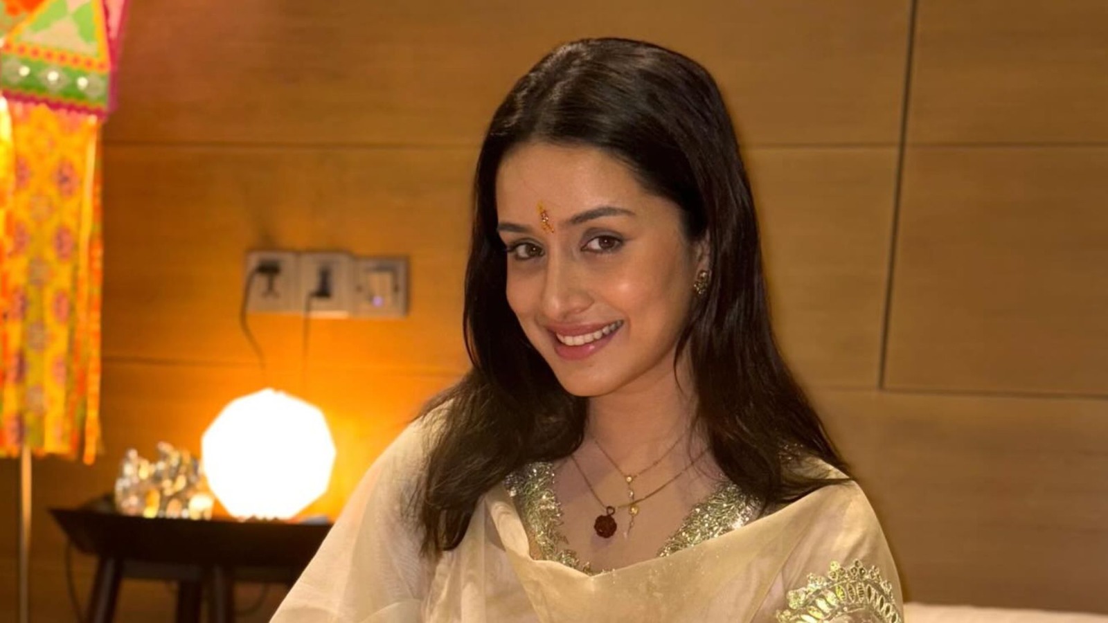 Shraddha Kapoor Fractures Toe While Shooting For Latest Project. More Details Inside!