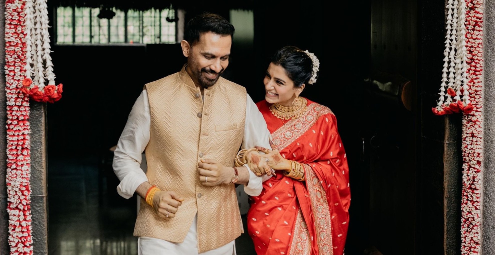 Samantha Ruth Prabhu, Raj Nidimoru Share First Pic As A Married Couple And They’re Nothing Less Than Dreamy
