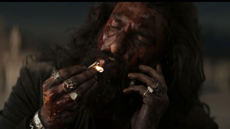 Ranveer Singh shows why he is the finest actor of his generation as midnight shows get added with sensational word of mouth catching