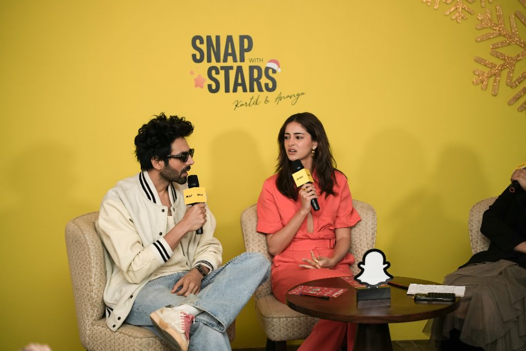 Kartik Aaryan, Ananya Panday Shine at Snap With Stars Event